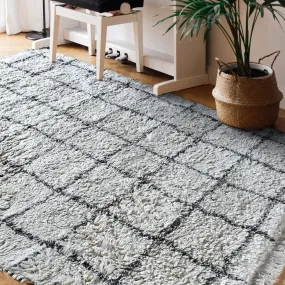 Amelie Nordic White and Black Rug