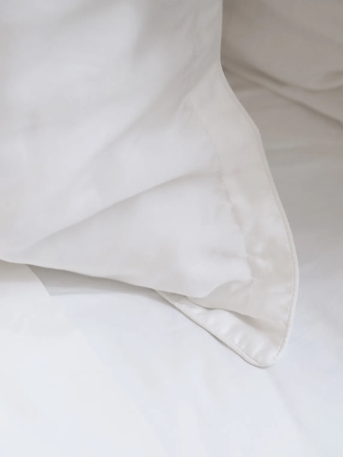 Catalina Bedding by The Cross | White